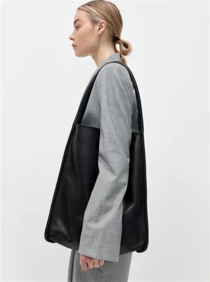 Arc Tote Arc Tote
