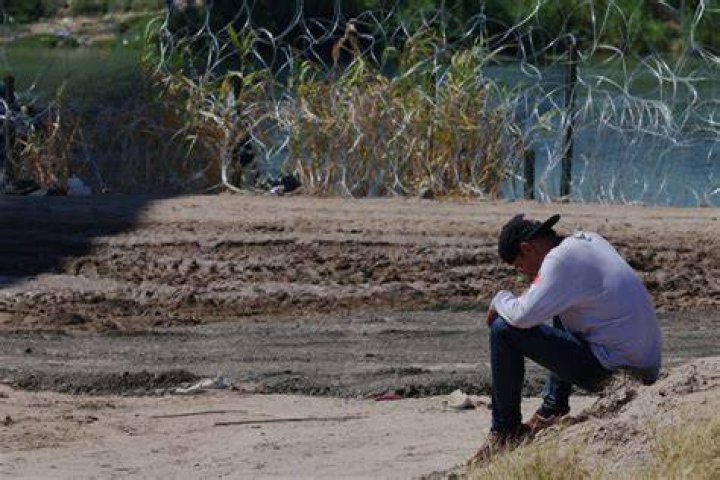 Biden administration will soon resume deporting migrants to Venezuela, officials say