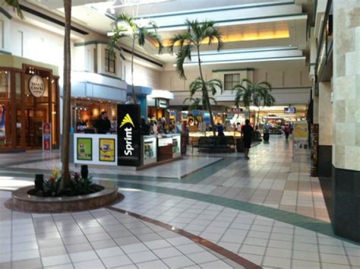 Boulevard Mall Amherst Buffalo NY Hours