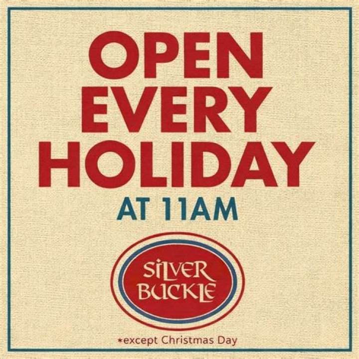 Buckle Holiday Hours Open & Close