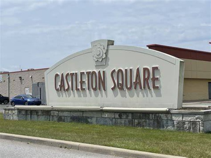 Castleton Square Indianapolis IN Hours