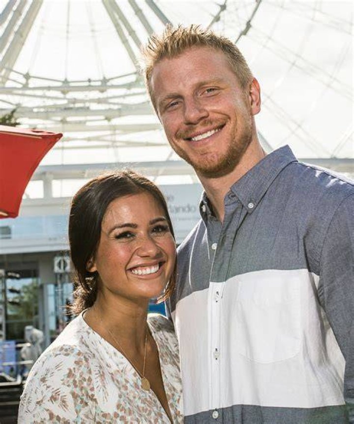 Catherine Lowe and Sean Lowe from 'The Bachelor' Season 17 attend Build Series to discuss "Worst Cooks In America" at Build Studio on October 4, 2017 in New York City.