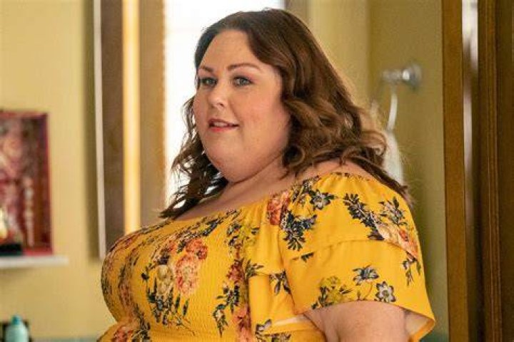 Chrissy Metz as Kate Pearson crying in ‘This Is Us’ Season 6 Episode 5 Episode 1