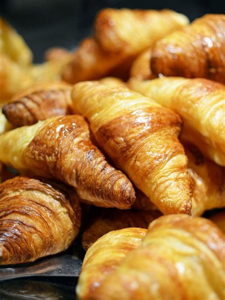 Croissant, Food, Baked goods, Dish, Cuisine, Pastry, Ingredient, Snack, Viennoiserie, Turnover, Croissant, Food, Baked goods, Dish, Cuisine, Pastry, Ingredient, Snack, Viennoiserie, Turnover,