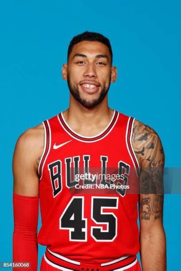 Denzel Valentine photo