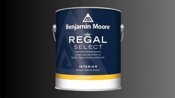 Does Benjamin Moore Regal Select need primer?