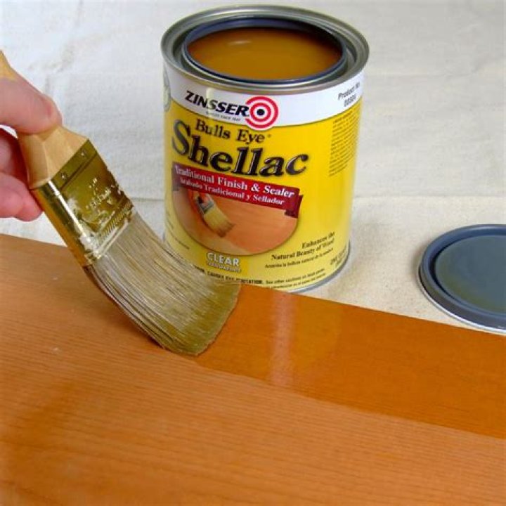 Does shellac stick to epoxy?
