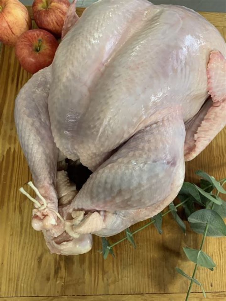 Does WinCo have fresh turkeys?