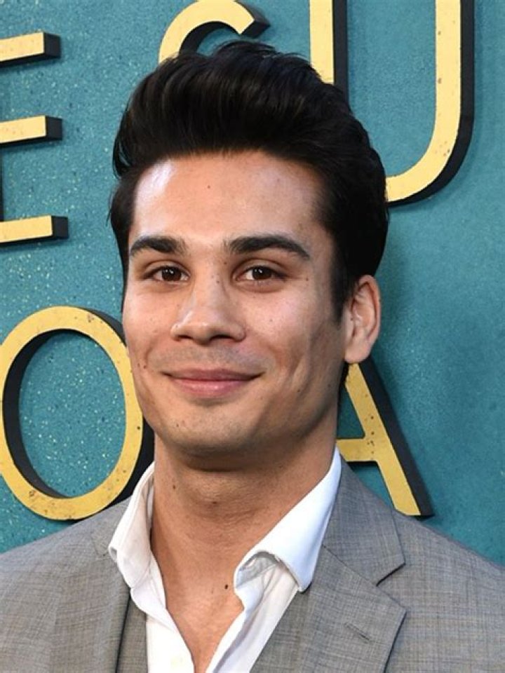 Drew Ray Tanner Actor, Soundtrack Riverdale, Riverdale engra&ccedil;ado