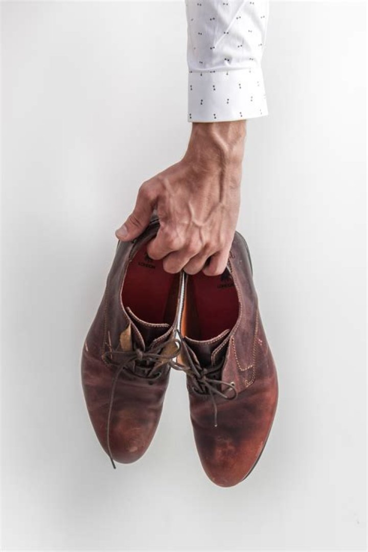 Footwear, Shoe, Brown, Boot, Maroon, Sneakers, Hiking boot, Beige, Plimsoll shoe, Leather, 
