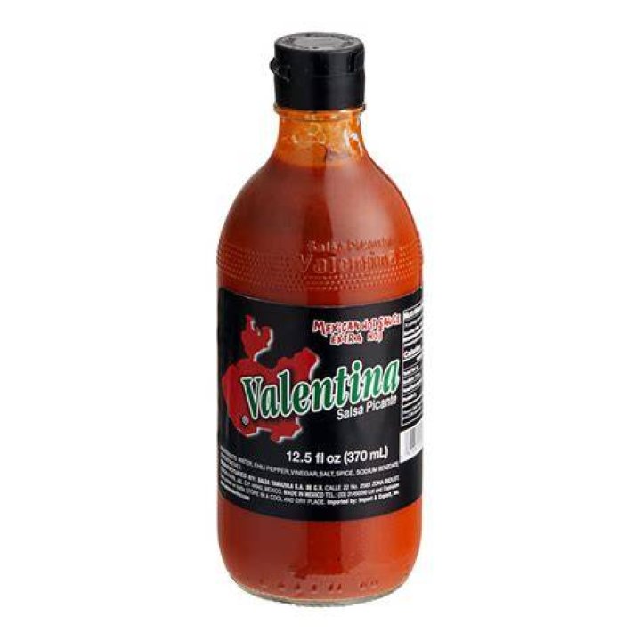 How Hot Is Valentina Black Label Compared To Siracha? (Solution)
