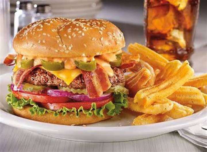 How Much Is The Sriracha Burger At Dennys? (Solution)
