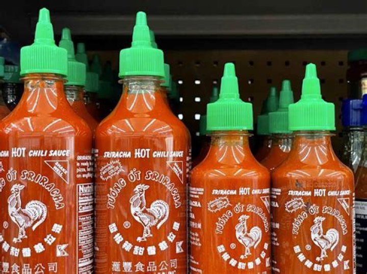 How Much Vitamin A Is In Sriracha? (Best solution)