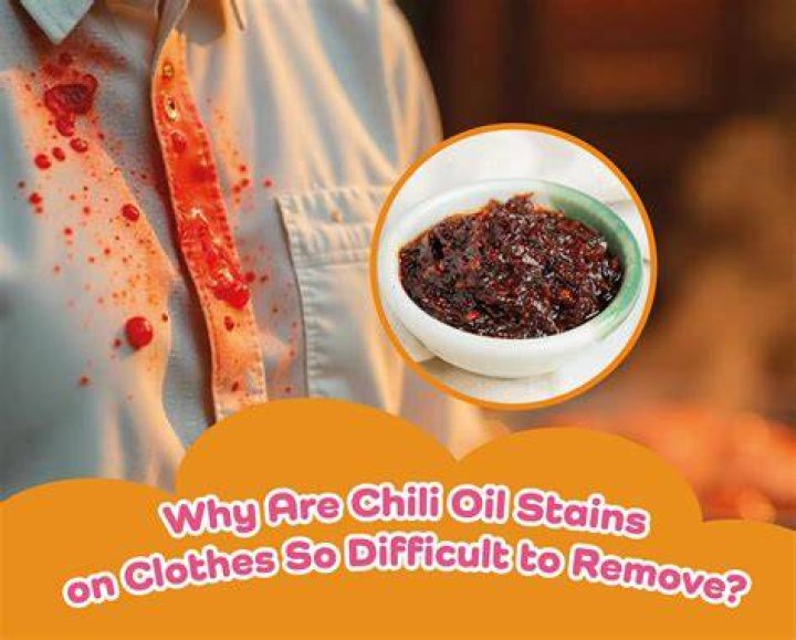 How To Remove Chili Oil From Clothes? (Best solution)
