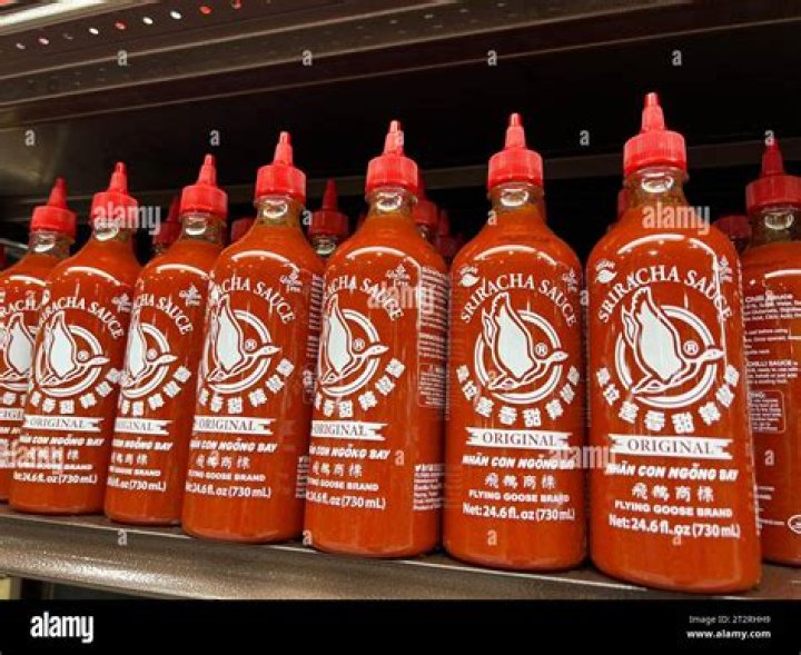 How To Store Sriracha Sauce? (Question)