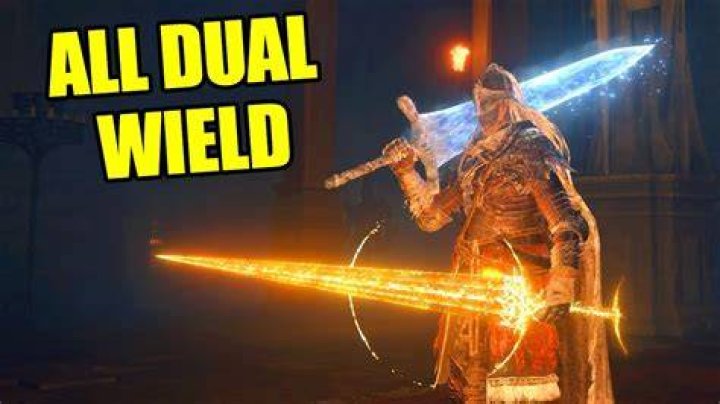 Is there any advantage to dual wielding Elden Ring?