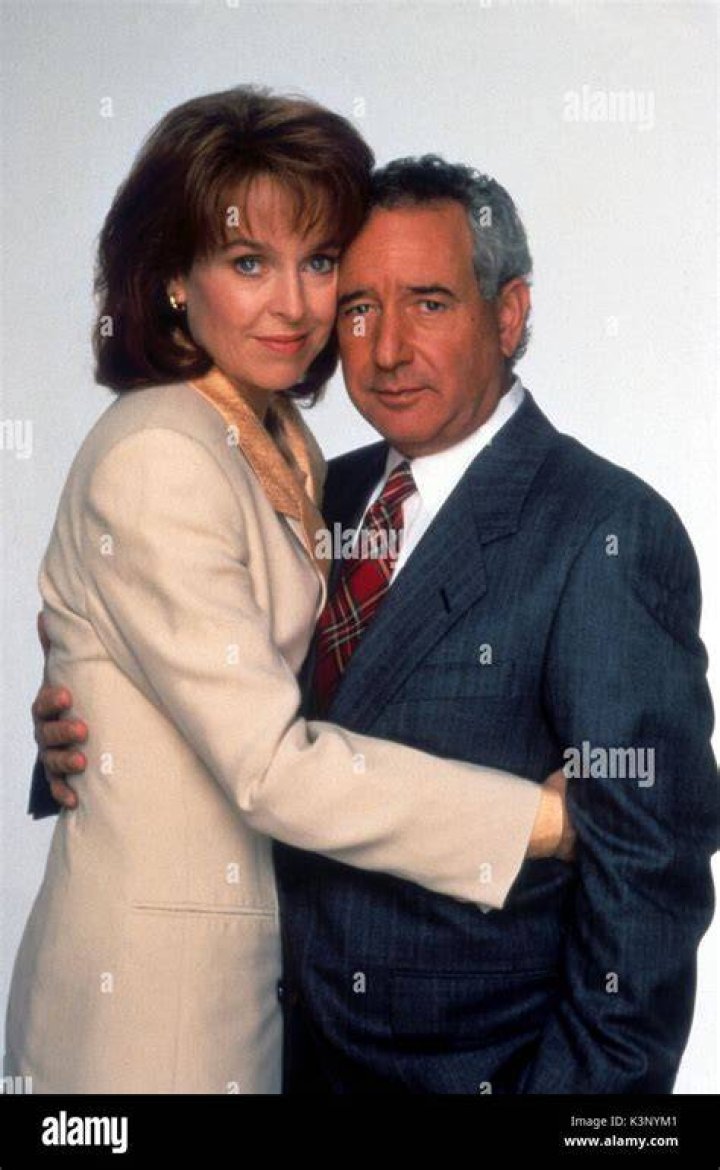 Jill Eikenberry's Biography Wall Of Celebrities