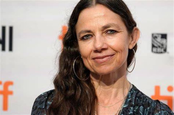 Justine Bateman Net Worth