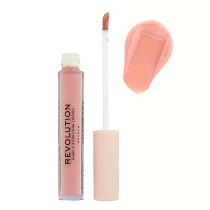 Matte Revolution en el tono 'Red Carpet Red'