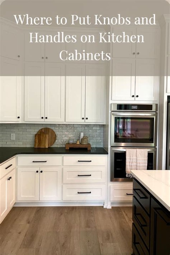 Question: Where Do You Put Knobs And Handles On Kitchen Cabinets??