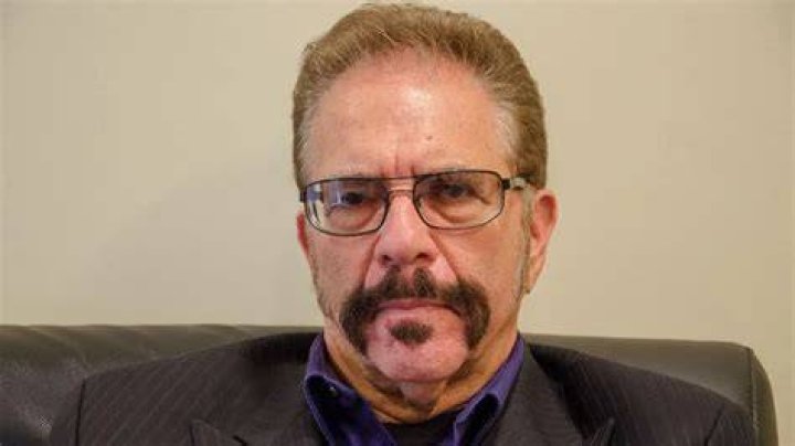 Ronnie Mund Net Worth