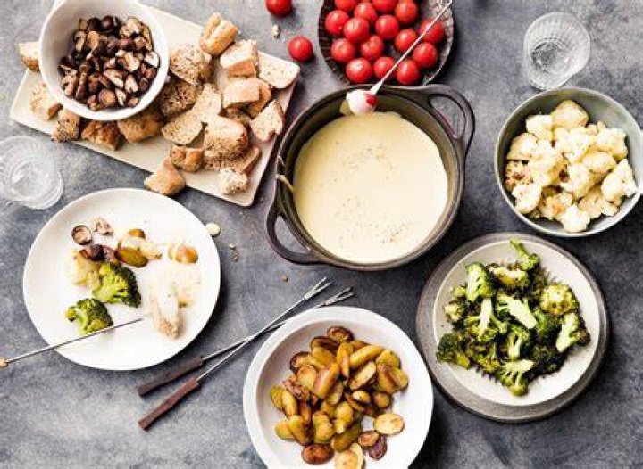 Wat Eet Je Bij Kaasfondue Recept? (Correct answer)