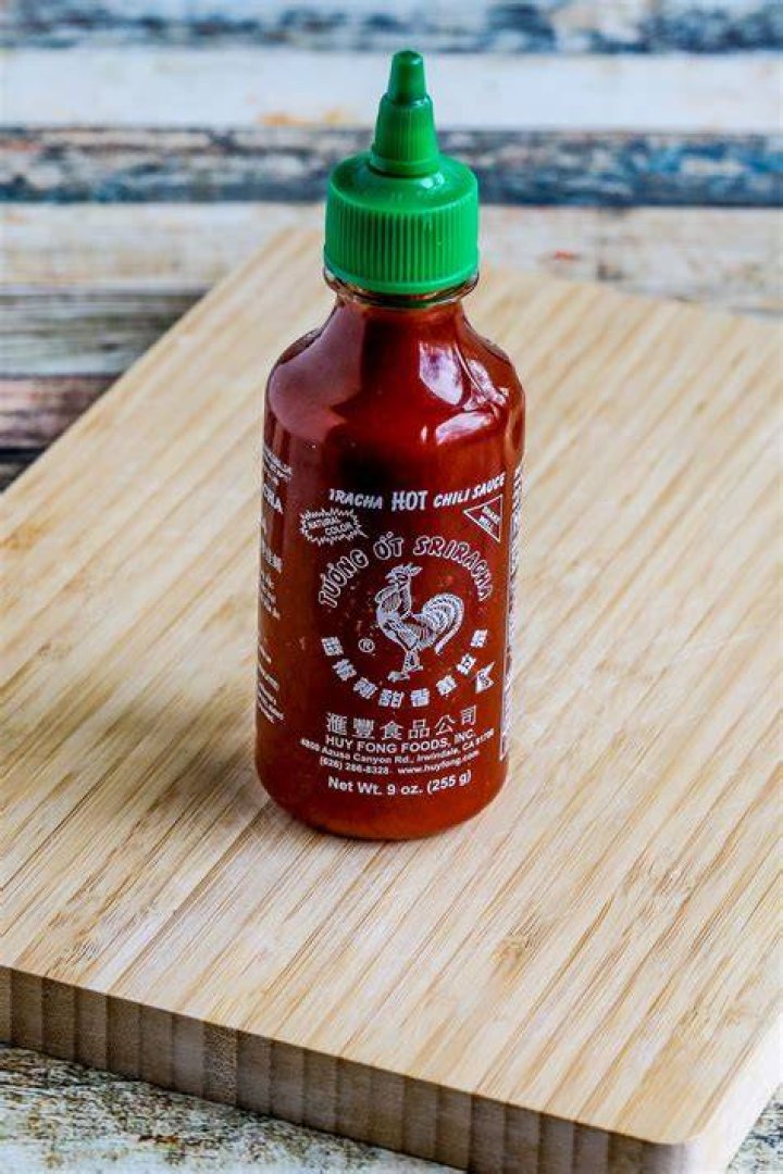 What Does Sriracha Sauce Look Like?