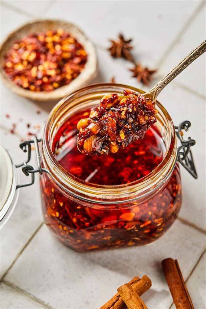 What Is Sweet Chili Oil? (Solution found)