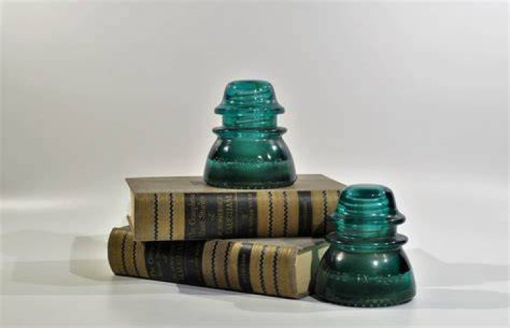 Which glass insulators are worth the most?