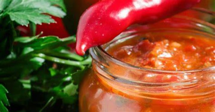 Why Does Deep Hot Sauce Make Your Poop Hot?