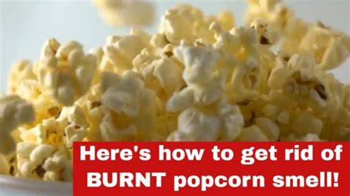 Why Does Popcorn Sizzle When You Put Hot Sauce On It? (Solved)