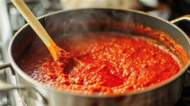 Why Does Tomato Sauce Get So Hot? (Correct answer)